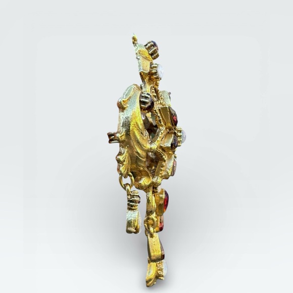 FLORENZA Victorian Revival Guilded Faux Garnet and Opal Brooch - Picture 5 of 8